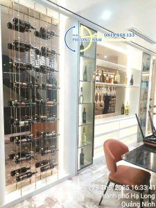 Thi Công Kệ Rượu Treo Dây Cáp Tại Quận 1