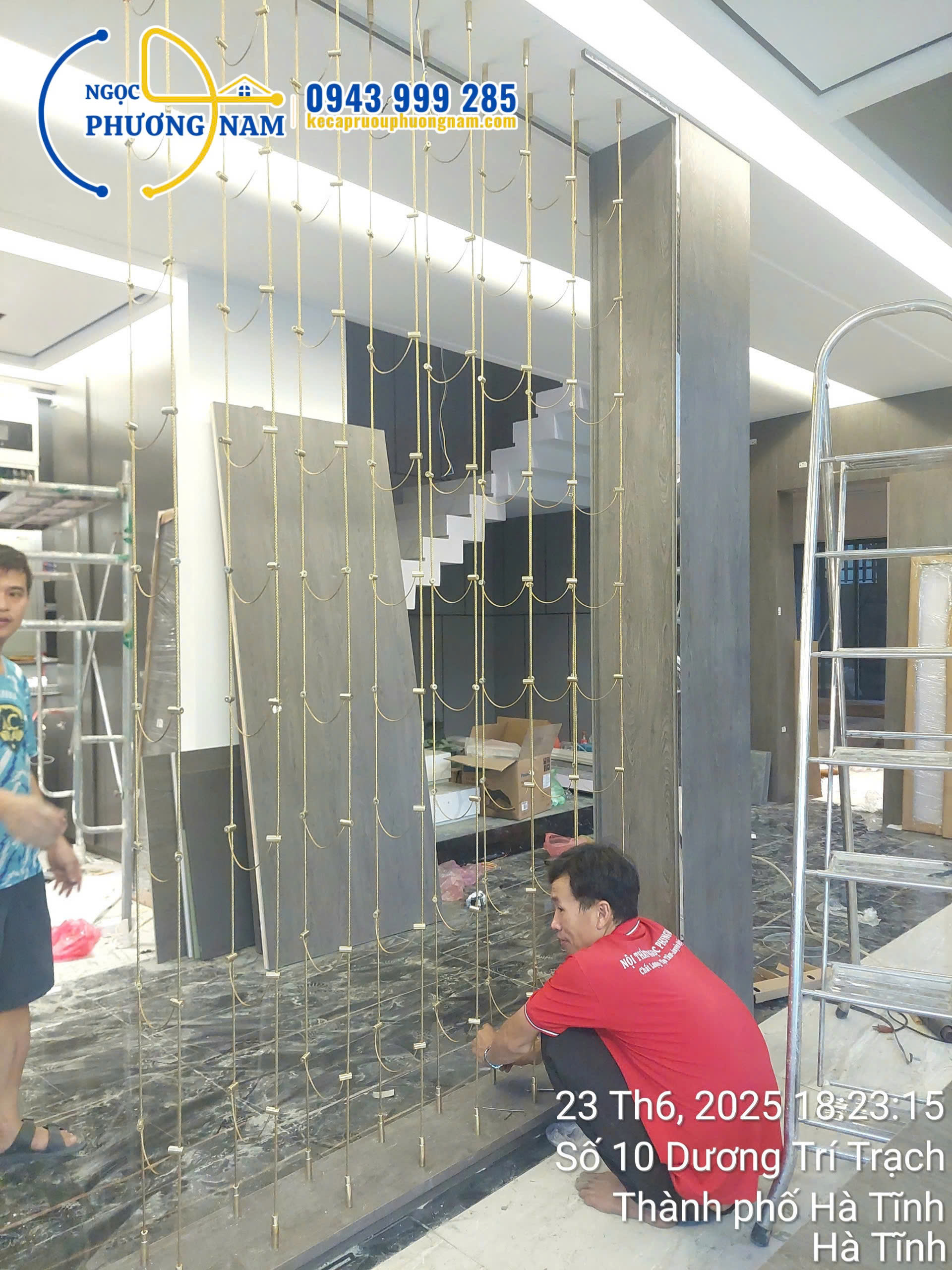 Thi công tủ rượu đẹp cho khách hàng